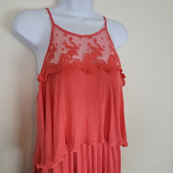 Kori Halter Style Embroidered Mesh Tiered Top Coral Pink Sleeveless Size Small - Picture 3 of 11